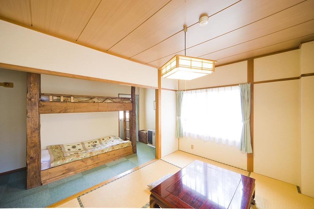 Alpine Inn Mizushiro Мацумото Экстерьер фото